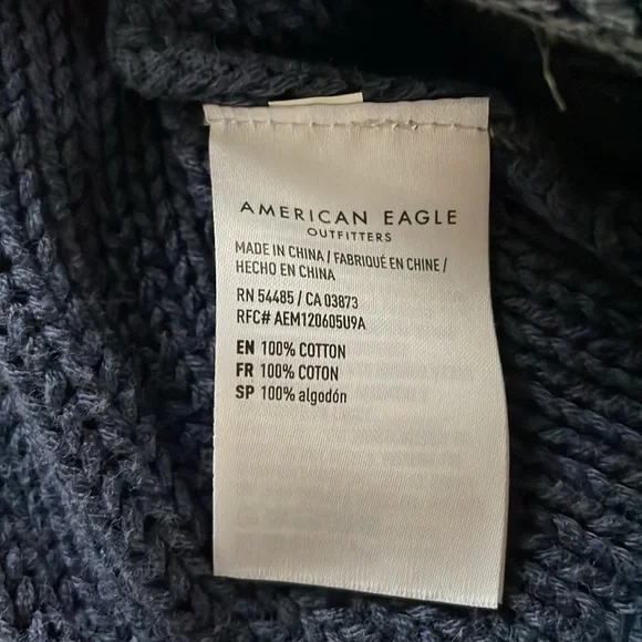 American Eagle Blue Cropped Crew Neck Sweater - Picture 9 of 9